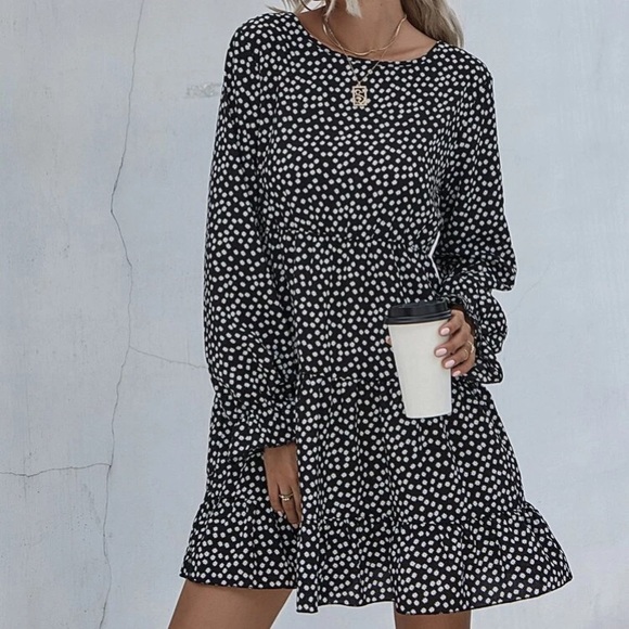 🔥FLASH SALE🔥Confetti Blossom Ruffle Dress - Picture 2 of 6